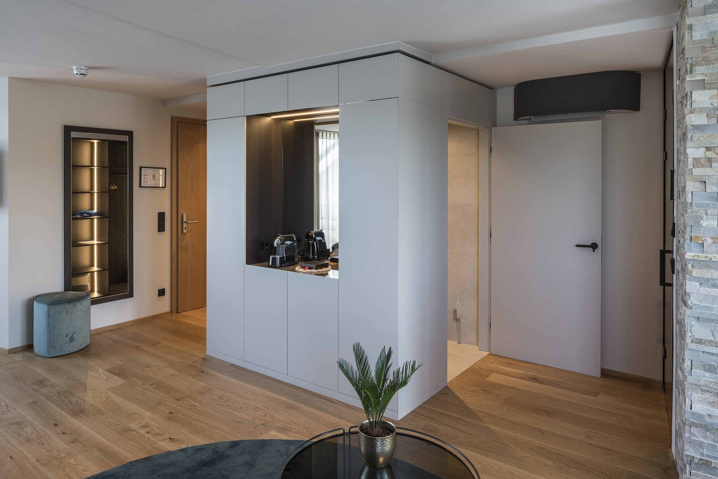 Wohnraumsituation HAORI Wandgerät